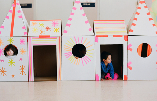 DIY-Cardboard-Fort