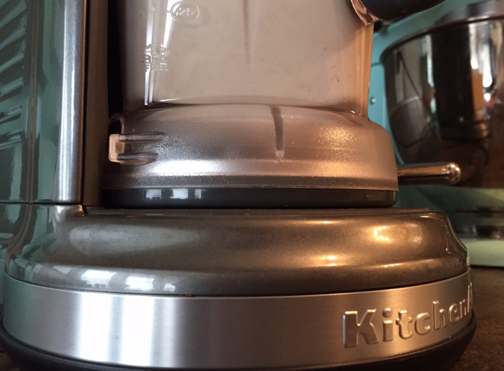 KitchenAid Torrent (1)