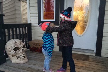 Winter clothing tips for Kids the Shoe Company