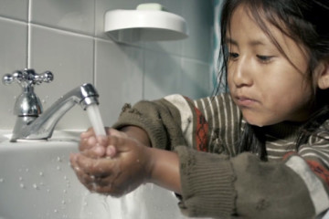 feat_Colgate-Save-Water-While-Brushing-Your-Teeth